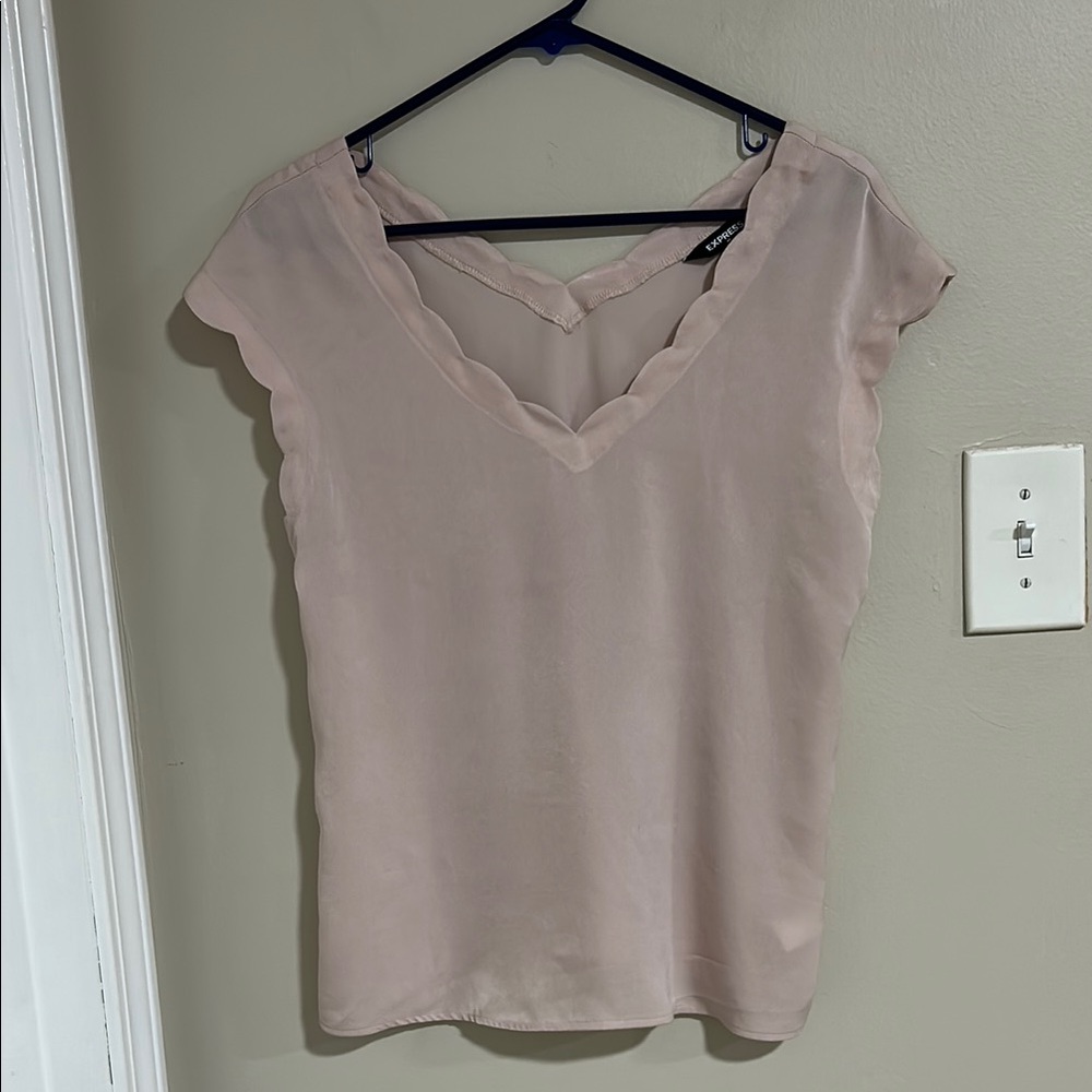 Express Blush Scalloped V-Neck Blouse